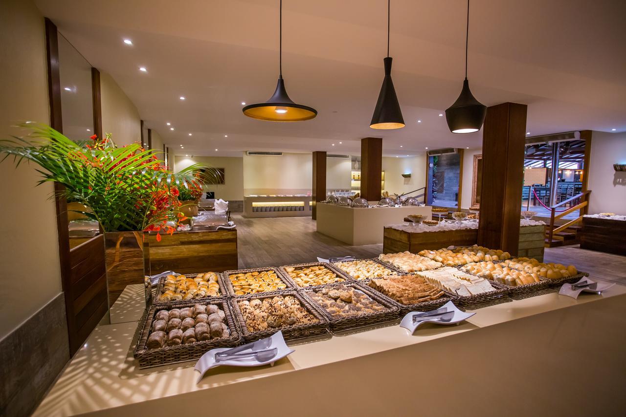 La Torre Resort All Inclusive Porto Seguro Exterior foto The buffet at the hotel